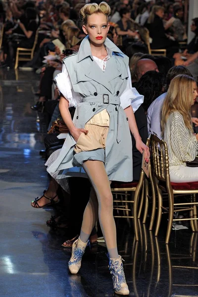 Look 34